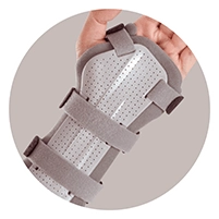 Immobilized Wrist Splint - 11&quot;